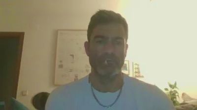 hotreds webcam model stream image