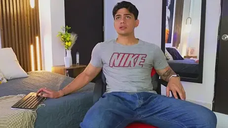 MrAdonis_ webcam model stream image