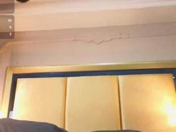 charlesbrown_ webcam model stream image