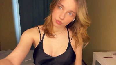 LindseyWatah webcam model stream image