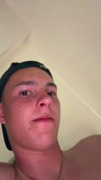 Beudbeud webcam cam4 model stream image