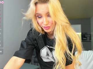 bella-sweeet webcam camsoda model stream image