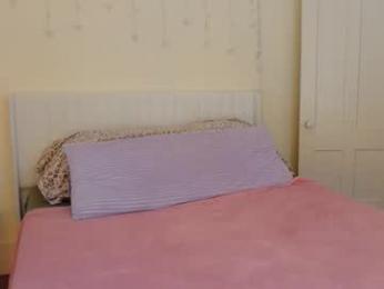 switchykitty webcam model stream image