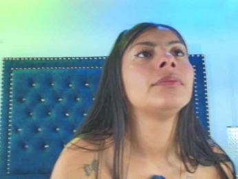 Leia-laurent webcam model stream image