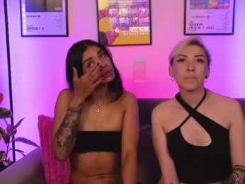 violettgrey_ webcam model stream image