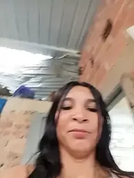 chikivivi- webcam stripchat model stream image