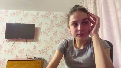 BrittnyBrowen webcam model stream image