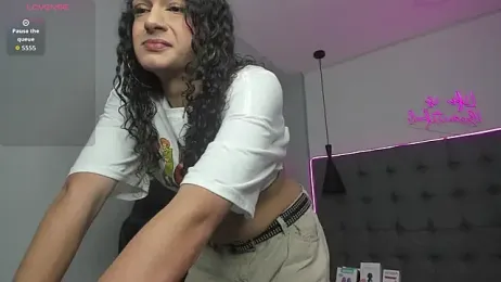 scarletcherry18 webcam model stream image