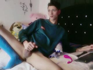 Tyler Thin webcam model stream image