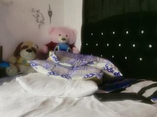 Tyler Thin webcam model stream image