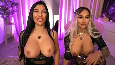 GoldenAmber webcam stripchat model stream image