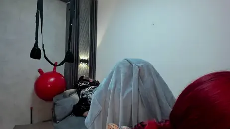 selene_red_ webcam stripchat model stream image