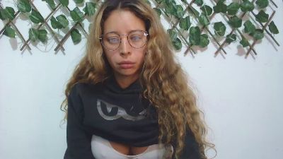 Jeiana4u webcam model stream image