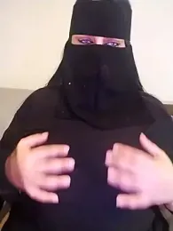 Soltanadubai webcam stripchat model stream image