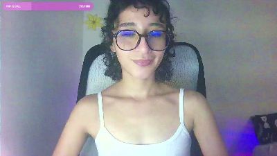 TeaFM webcam cam4 model stream image