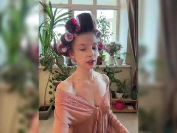 WednesdayFridayAddams webcam model stream image