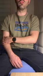 WhiteAndHairy webcam cam4 model stream image