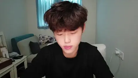 L1kuto webcam model stream image