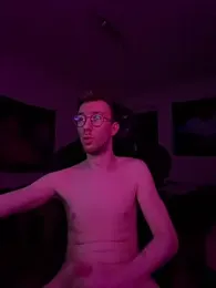 IMAPRETTYBOY99 webcam model stream image