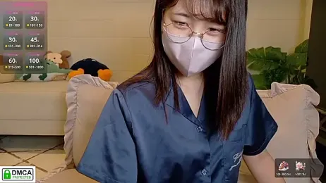 SUZU_ webcam stripchat model stream image