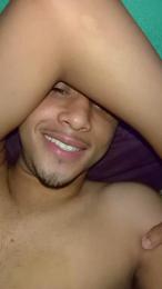 novin008 webcam model stream image