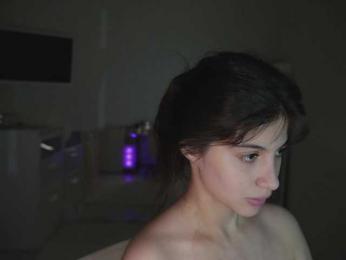 -Madi- webcam model stream image