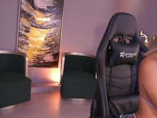 kylamorrison webcam model stream image