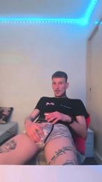 TuuNeenee30 webcam cam4 model stream image