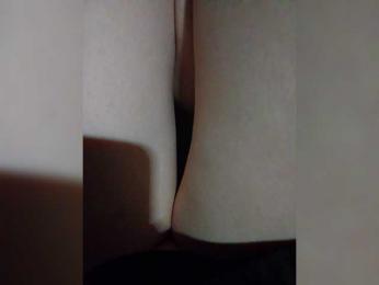 Oksy3 webcam bongacams model stream image