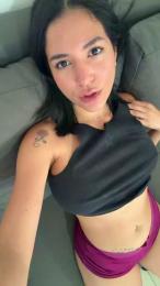 Soyestrella webcam model stream image