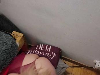 AllHolesLoveGirl webcam model stream image