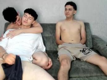 pelusos_mens webcam model stream image