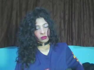 Petite Ariana webcam flirt4free model stream image