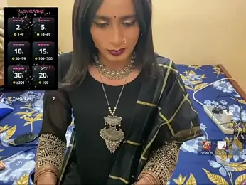 LuvLayla webcam model stream image