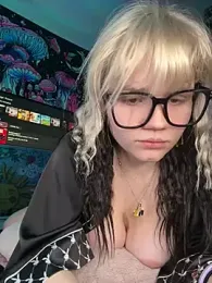 Cutiepiespanks webcam stripchat model stream image
