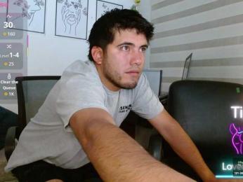 Antonella-Maiky webcam model stream image