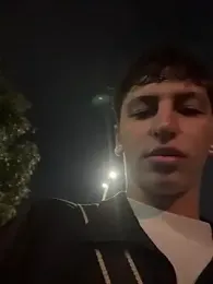 ARON_LUXX webcam model stream image