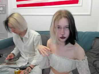 veryraretwins webcam chaturbate model stream image