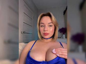 Mila-m webcam bongacams model stream image