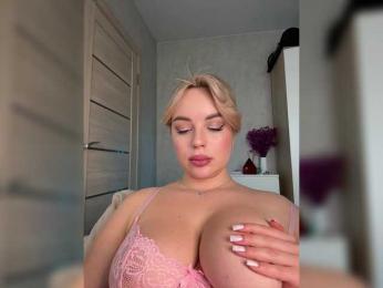 Mila-m webcam bongacams model stream image