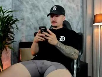 boyc02_ webcam model stream image