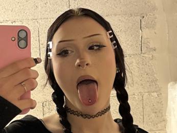 KattyIvy webcam model stream image