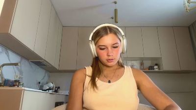 RubyeStrande webcam model stream image