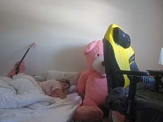 voyeurcam-sexy-little-ana-01 webcam model stream image