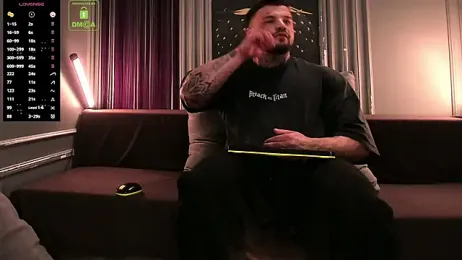 OliverSport webcam model stream image