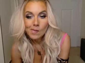 tinkerbell822 webcam model stream image