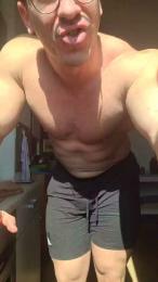 yumyum18 webcam model stream image