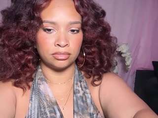 sashaishere webcam model stream image