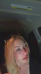 raelynnbby webcam model stream image