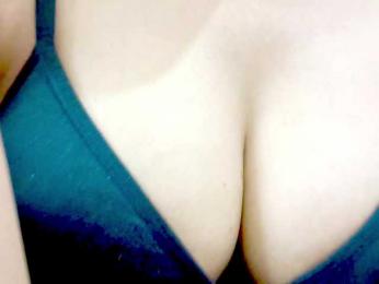 Nidhilove webcam bongacams model stream image